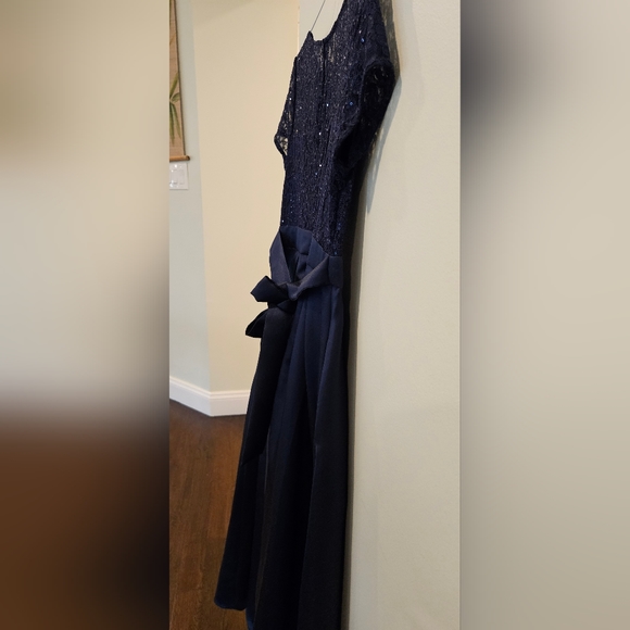 Junior Dress - Picture 2 of 9